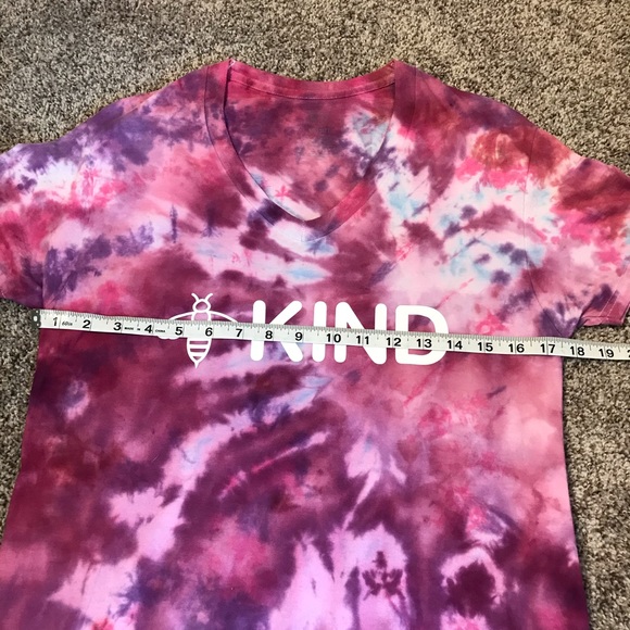 Bee Kind Tie Dye Tshirt Size Small - Picture 8 of 9